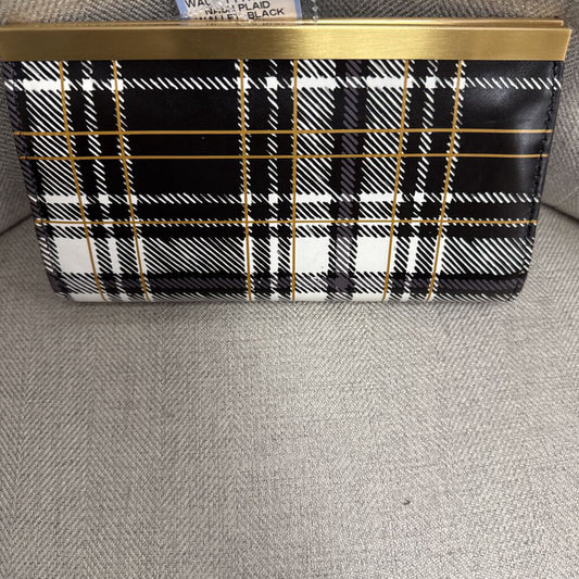 PATRICIA NASH WALLET